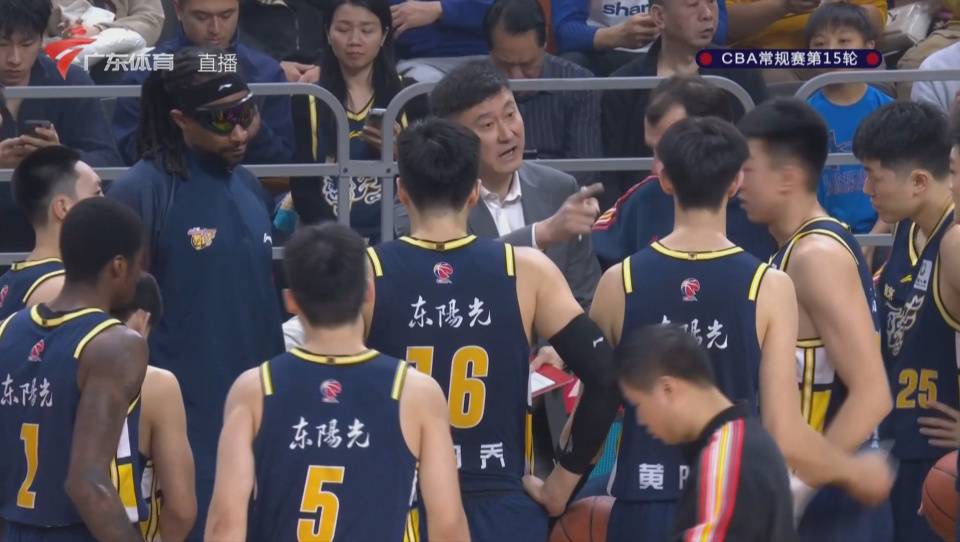 开云体育-包含转折点广东宏远状态回暖山东泰山加时末段止住颓势，网友：拜仁慕尼黑战术微调备战英超的词条