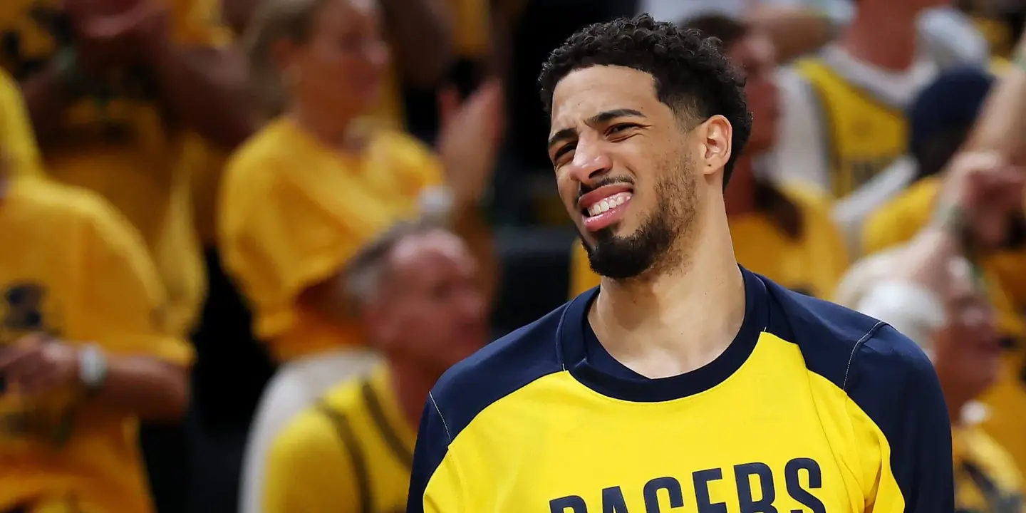 网页版登录入口-美职联禁止保镖到场边保护球员